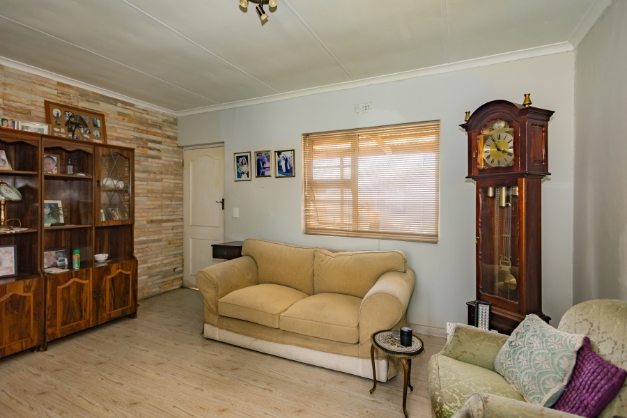 2 Bedroom Property for Sale in Goedemoed Western Cape